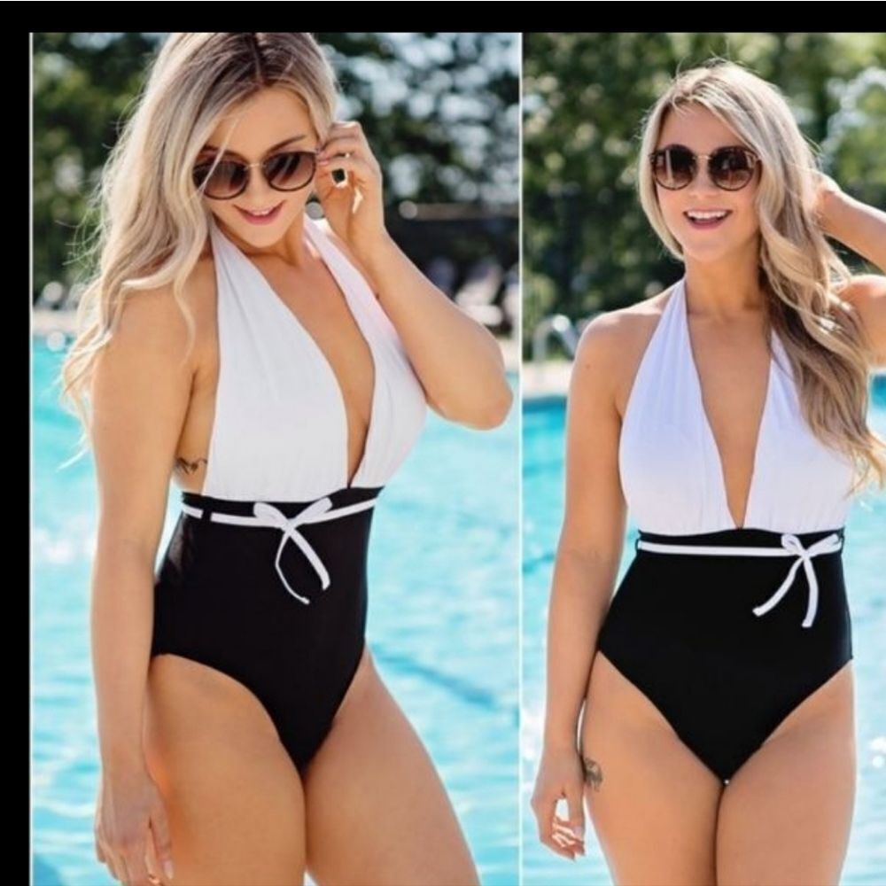 Black White Contrast V Neck Sash Tie Backless One Piece Swimsuit